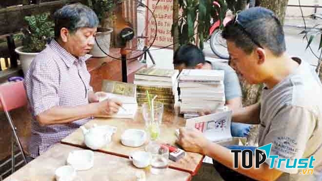 Chút thoáng Xuân Hương