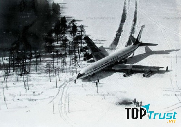 Chiếc máy bay Thụy Điển bị Xô Viết bắn rơi vào thứ 6 ngày 13 tháng 6 năm 1952
