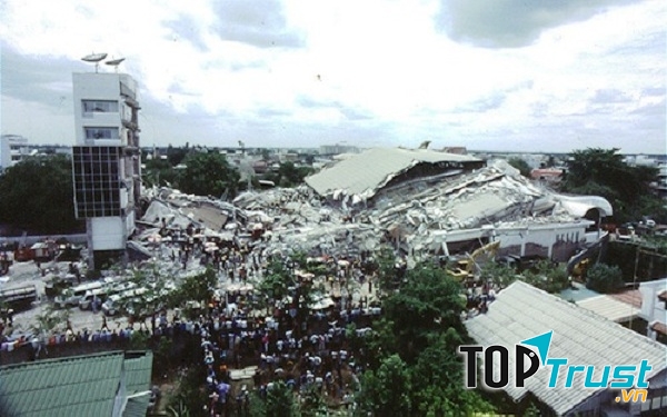 Royal Plaza Hotel của Thái Lan từng bị sập đổ vào thứ 6 ngày 13