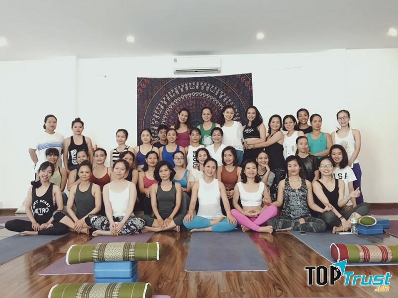CLB Yoga Sức Sống Mới