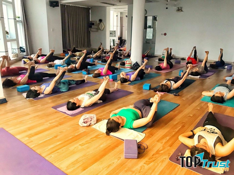 CLB Yoga Sức Sống Mới