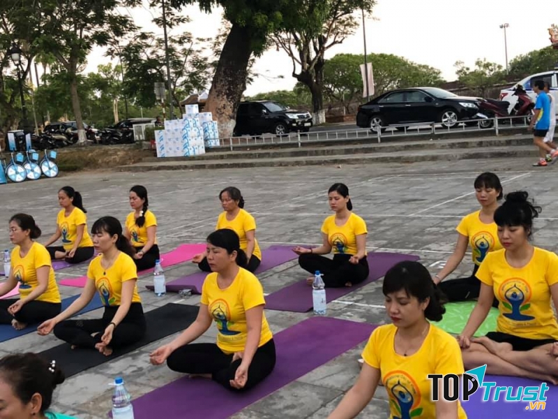 CLB Yoga Sức Sống Mới