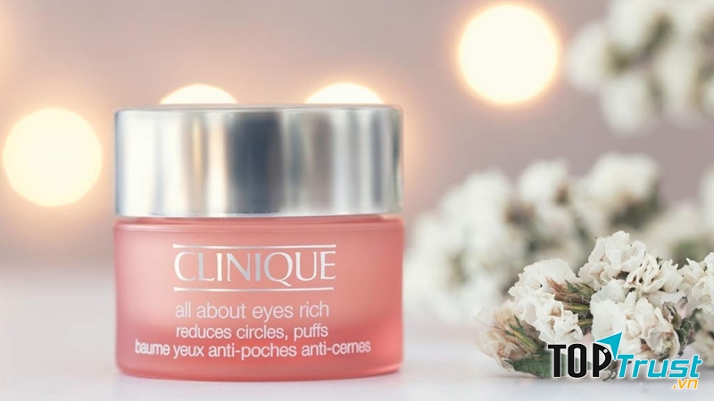 Kem Clinique có tác dụng dưỡng ẩm sâu, giảm nết nhăn