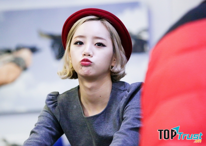 Cô ấy sẽ làm những điều quan tâm đến bạn