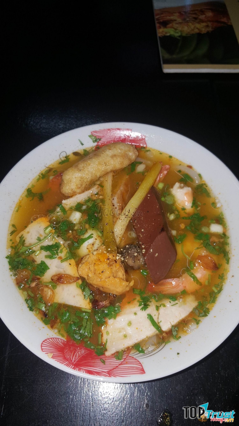 Cô Ba - Bánh Canh Cua - Nguyễn Văn Lạc