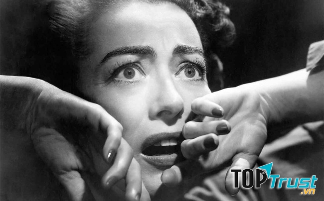 Có cảm giác hồi tưởng mơ hồ