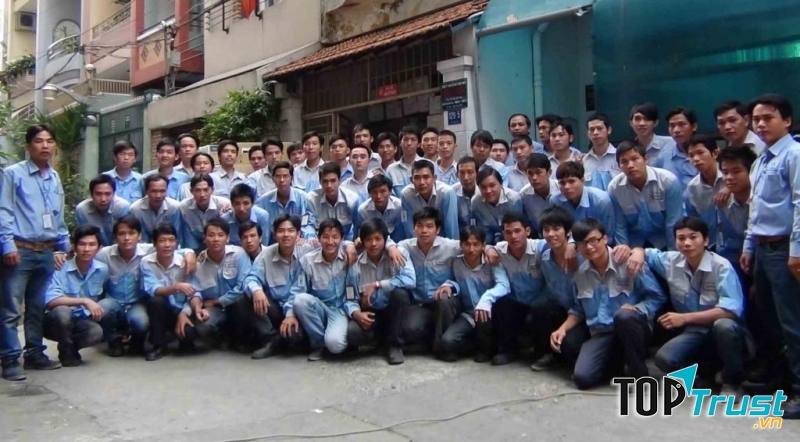 Đội ngũ nhân viên cơ điện lạnh Đông Sapa