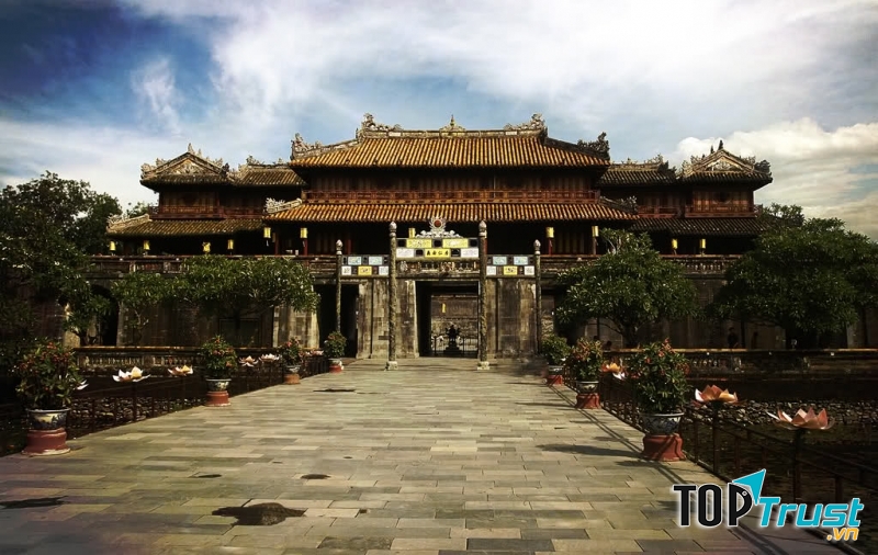 Quần thể di tích Cố đô Huế là di sản văn hoá của nhân loại