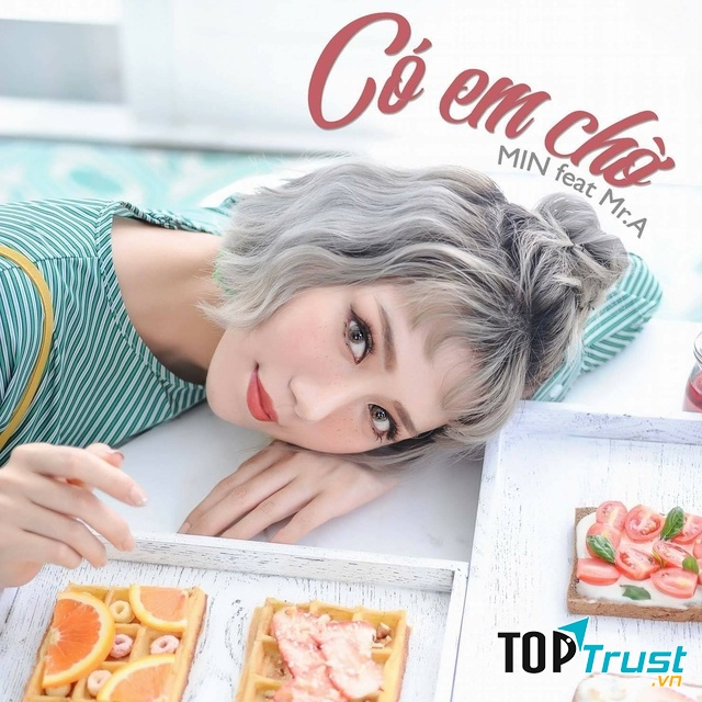 Có Em Chờ