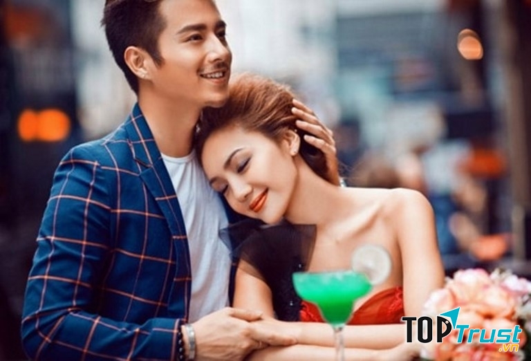 Quan tâm, chiều chuộng người yêu