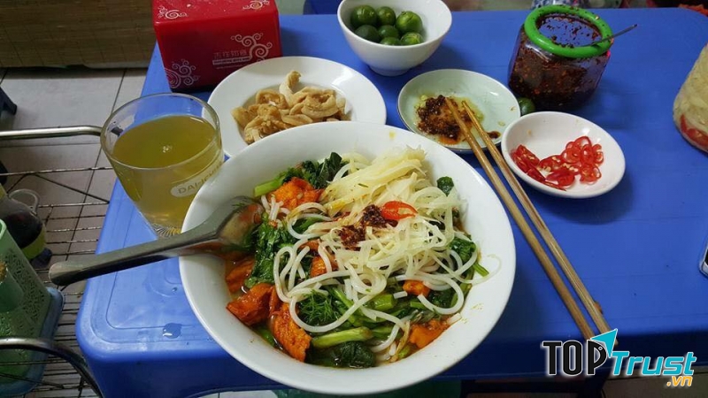 Cô Hằng - Bún Cá Thái Bình