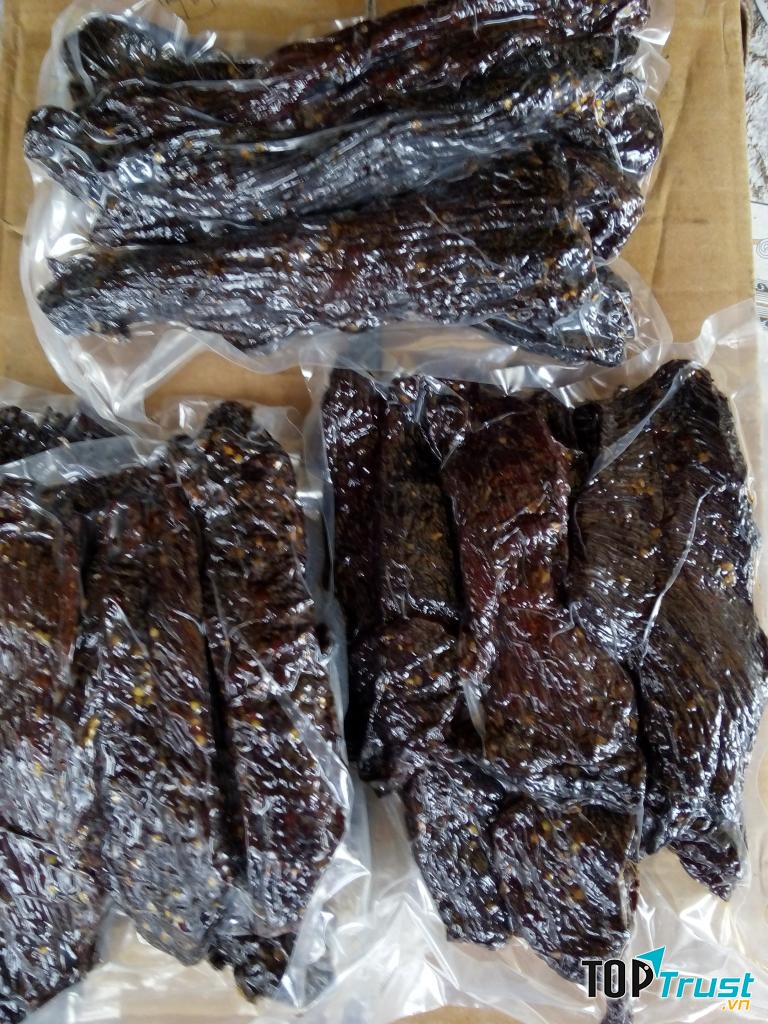 Thịt trâu gác bếp