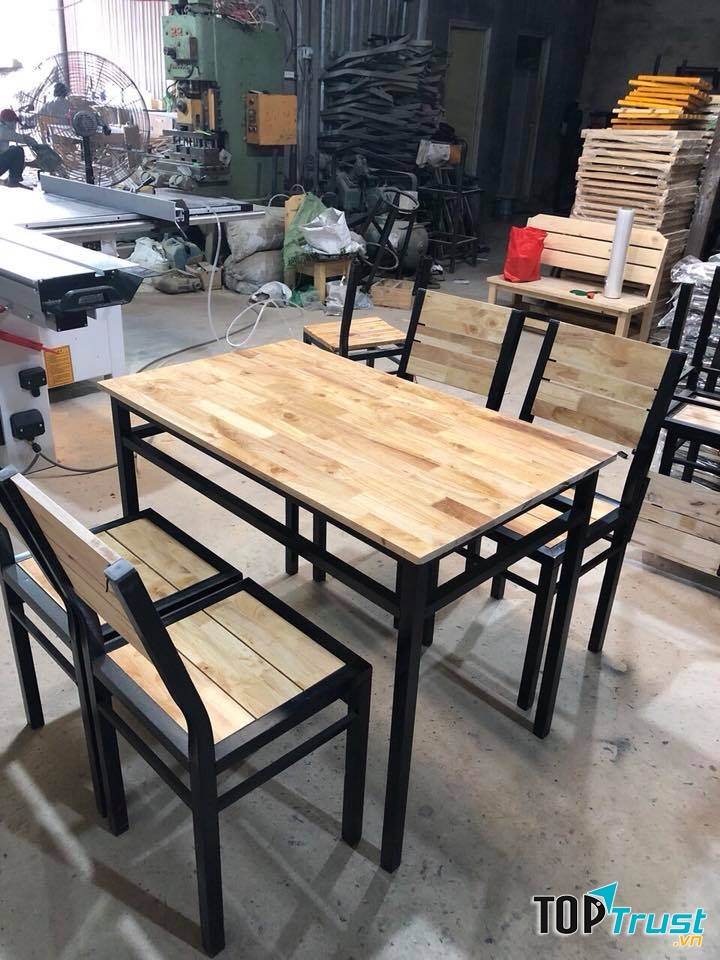 Cơ sở ghế gỗ Phương Thảo