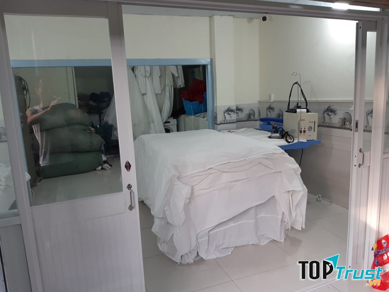 Cơ sở giặt ủi Sáu Vinh