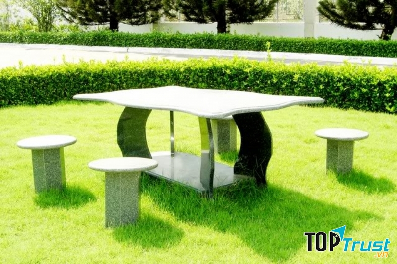 Cơ sở sản xuất ghế đá Quang Long