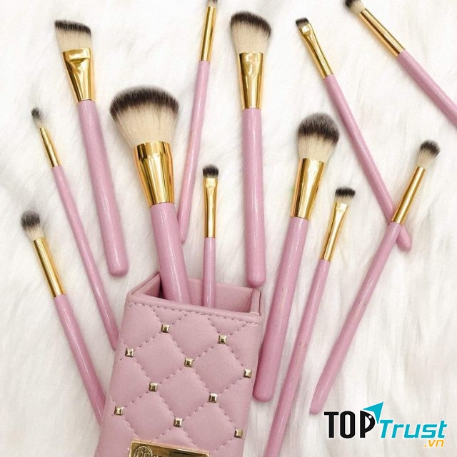 Cọ trang điểm BH Cosmetics Pink Studded Elegance Brush
