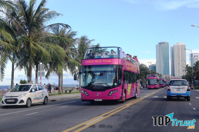 Đến với Coco Bus Tour bạn sẽ cảm nhận ngay được sức sống mãnh liệt của thành phố.