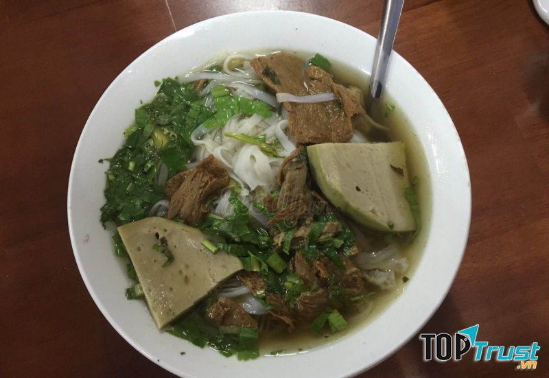 Bún bò chay tại quán Âu Lạc