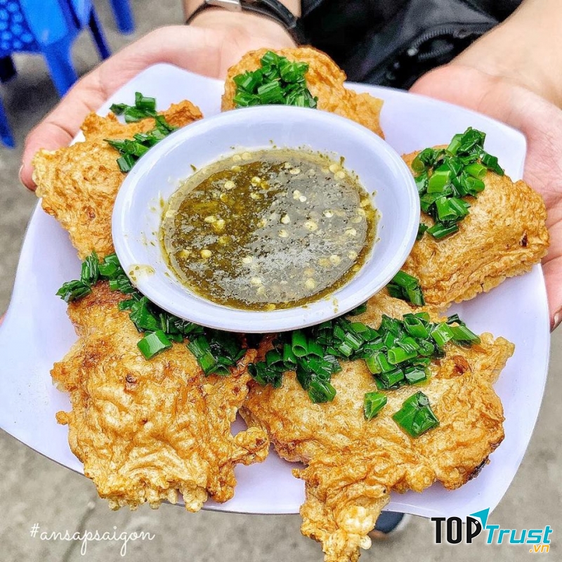 Cơm cháy chả cá sốt Thái