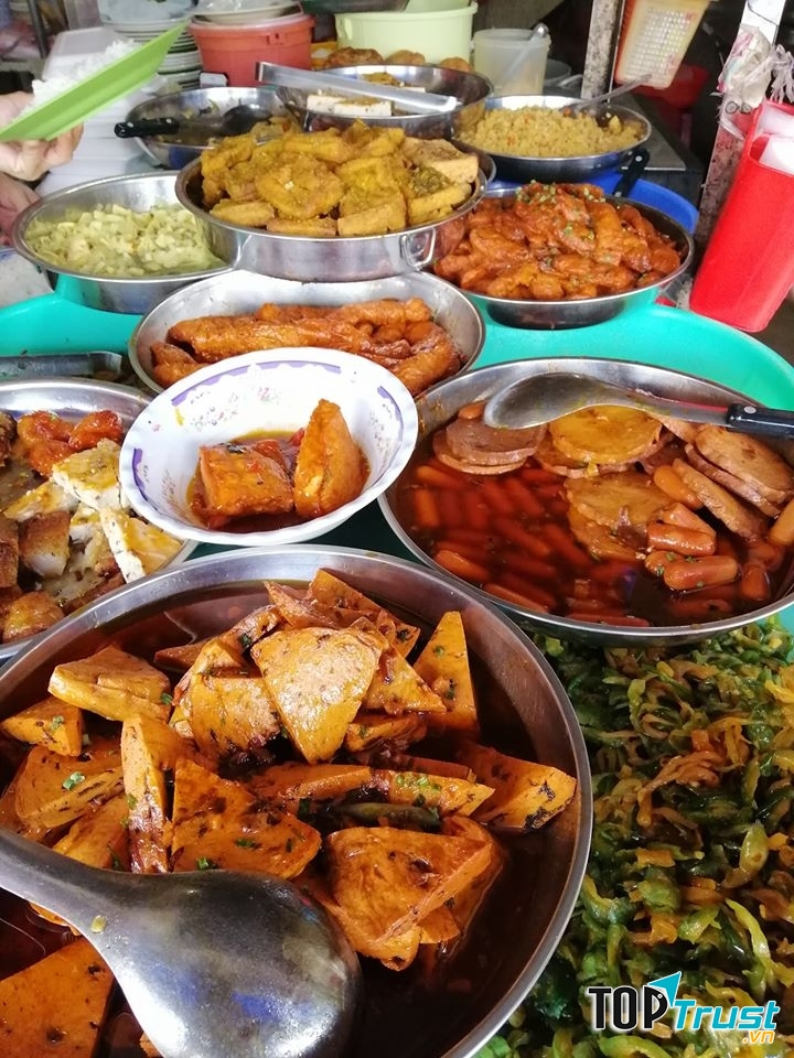 Cơm Chay Hòa Thành