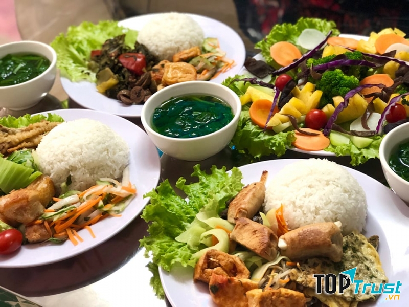 Cơm chay Thiện Tâm