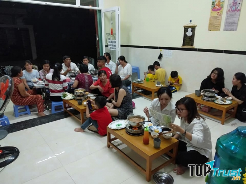 Quán Lẩu và Ăn vặt chay Thổ Nhi