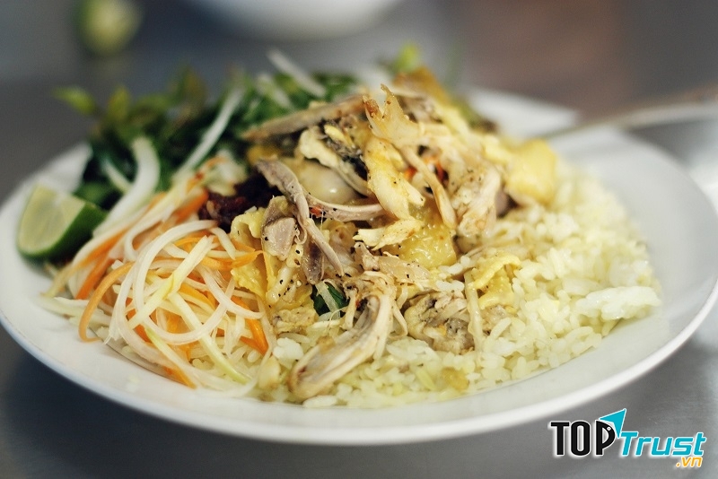 Cơm gà bà Buội