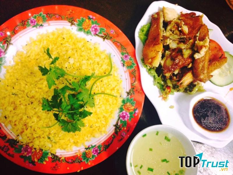 Cơm chiên Bùi A Sơn