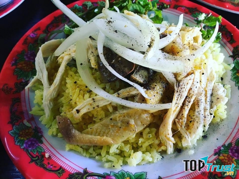 Cơm gà Hiếu Linh
