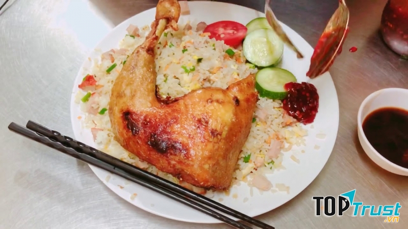 Cơm gà A Huệ