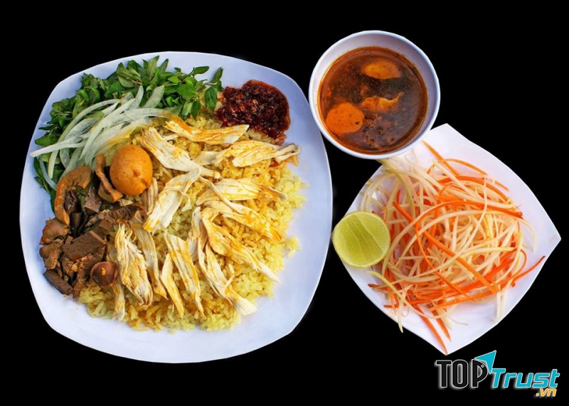 Cơm Gà Núi Một