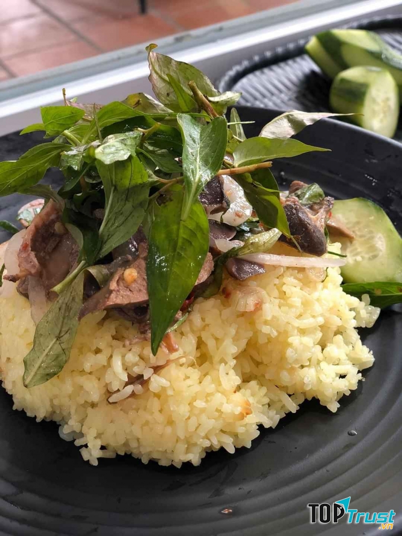 Cơm Gà Sơn Vị