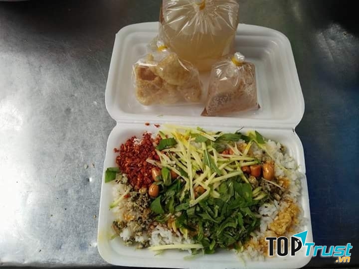 Cơm hến O nết