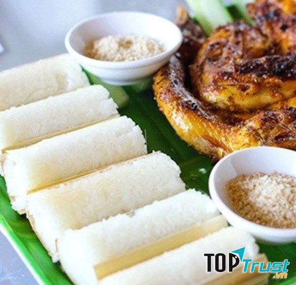 Cơm lam Thái Nguyên