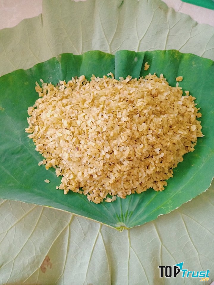 Cốm làng Vòng