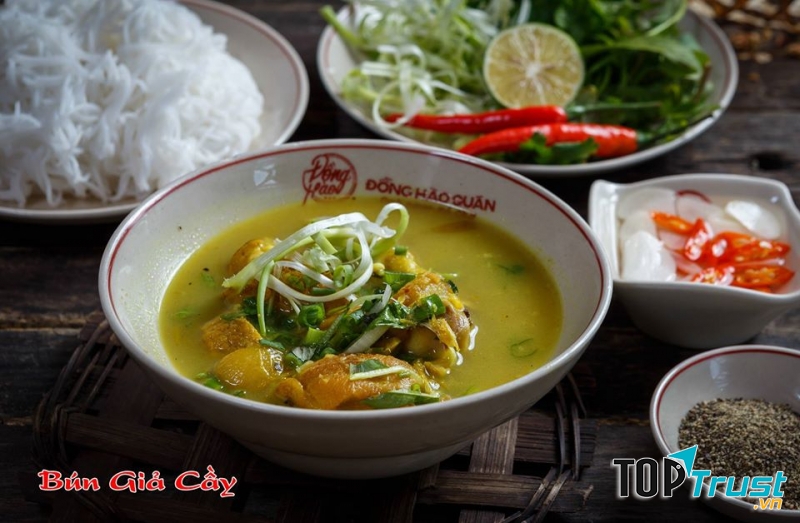 Cơm ngon kẻ chợ