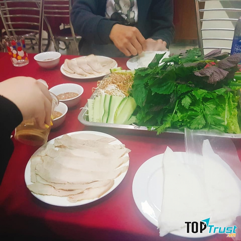 Cơm Niêu Cá Bống Restaurant