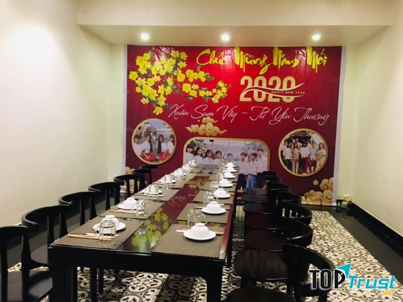 Cơm Niêu Ngói Đỏ