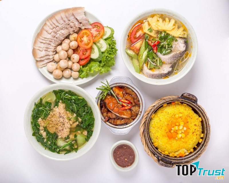 Cơm Niêu Thiên Lý