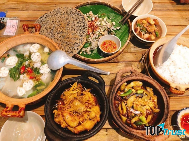 Cơm quê Mười khó - Trường Giang