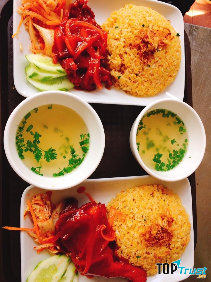 Cơm rang sườn sốt BBQ