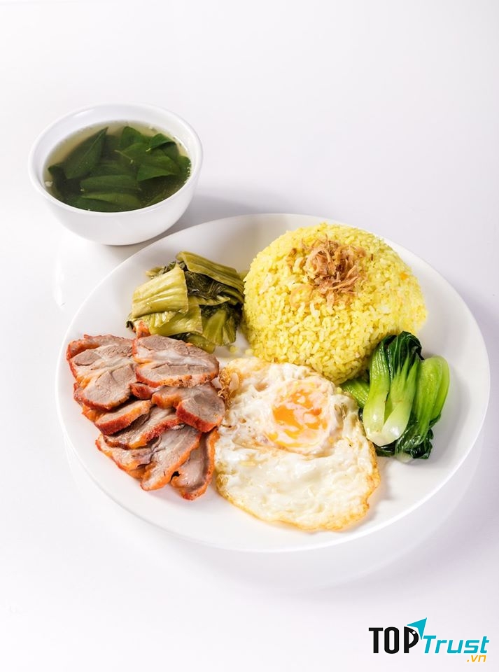 Cơm sườn Đào Duy Từ