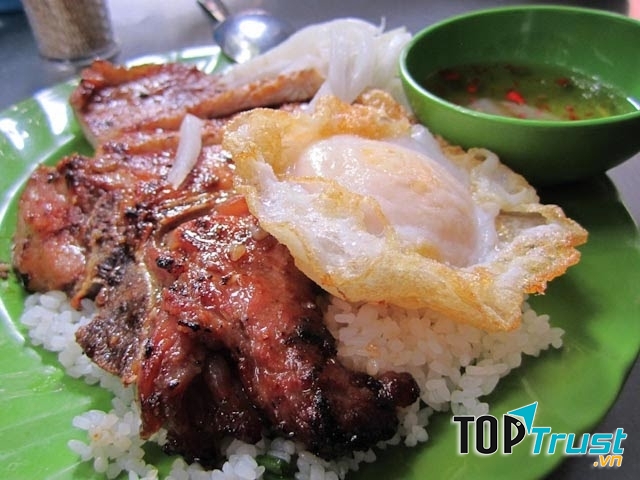 Cơm tấm Ba Ghiền