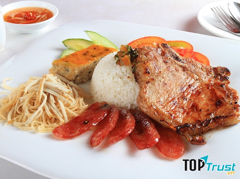Cơm Tấm Bà Lang - Yên Bái