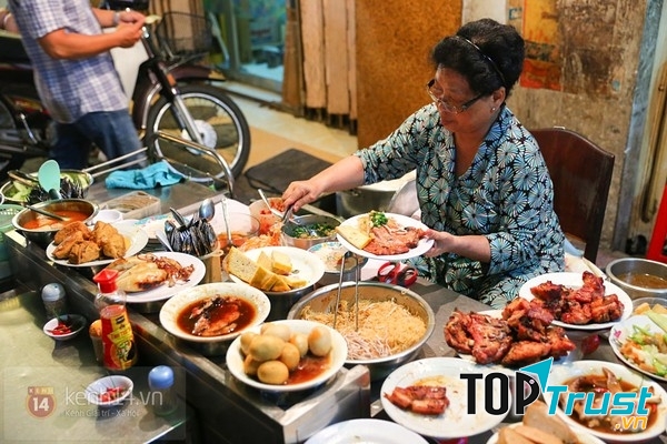 Cơm tấm bãi rác