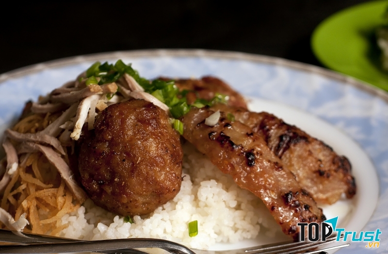 Cơm tấm Nguyễn Phi Khanh