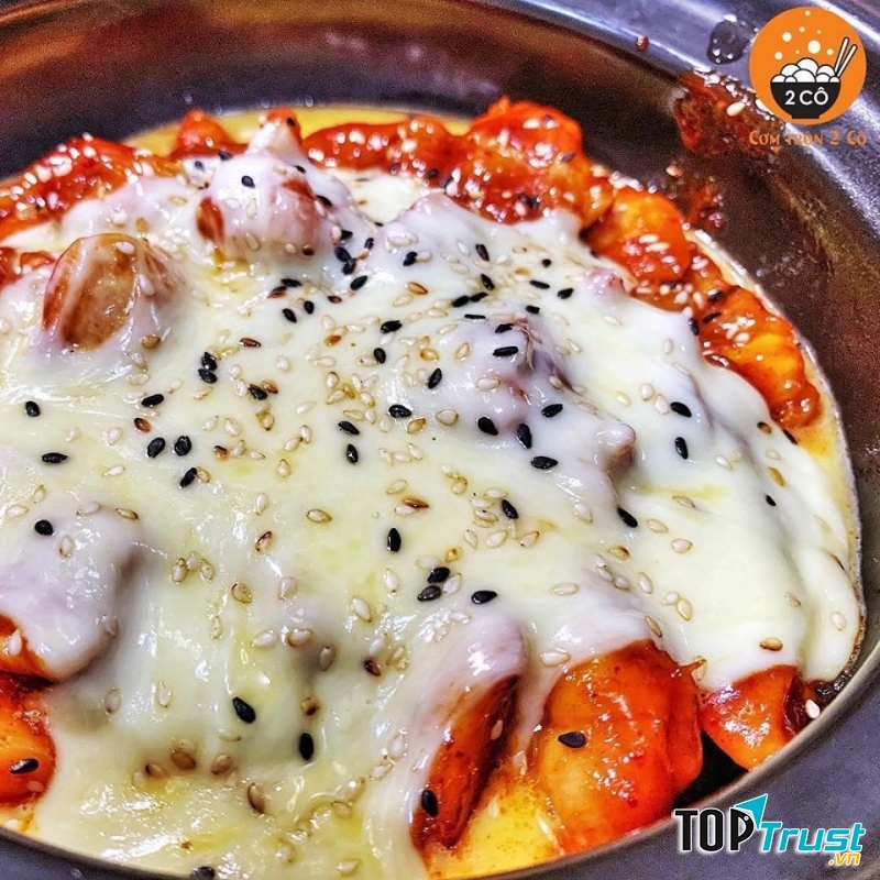 Gà phô mai ở quán Cơm trộn 2 Cô