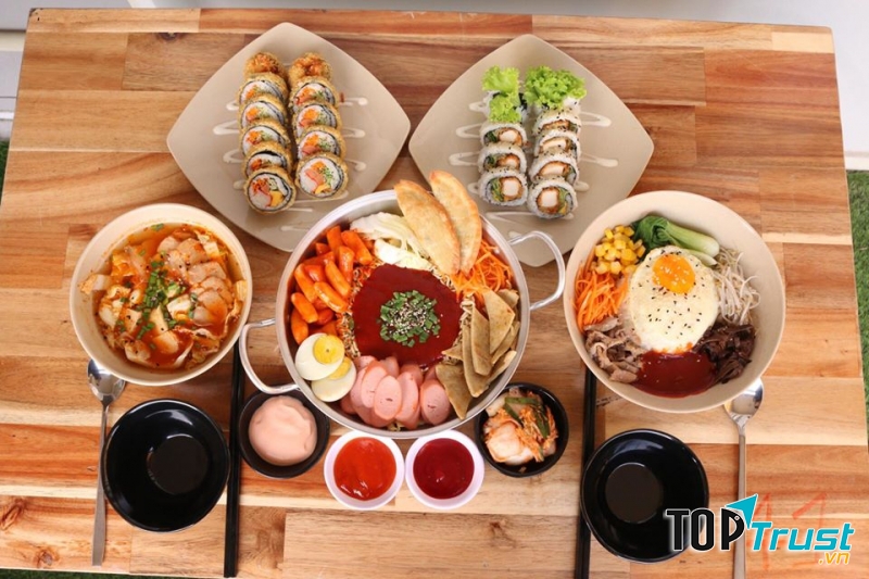 Cơm trộn 2 Cô