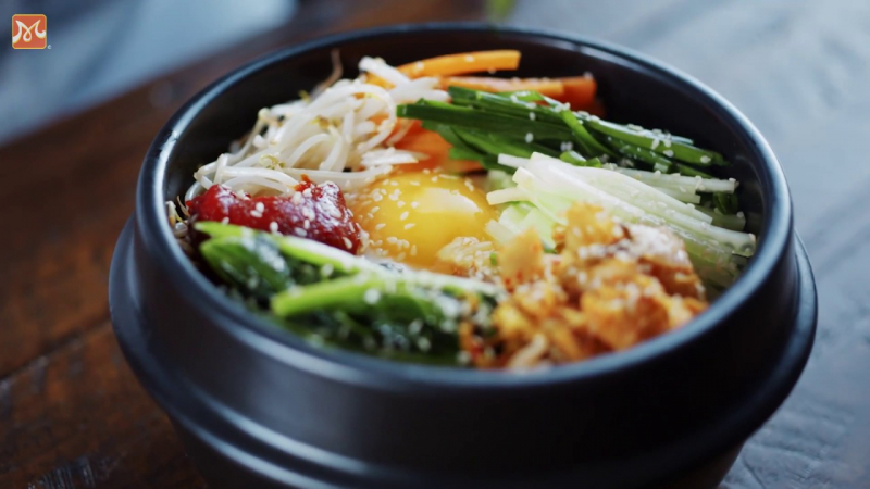 Cơm trộn Hàn Quốc (Bibimbap)