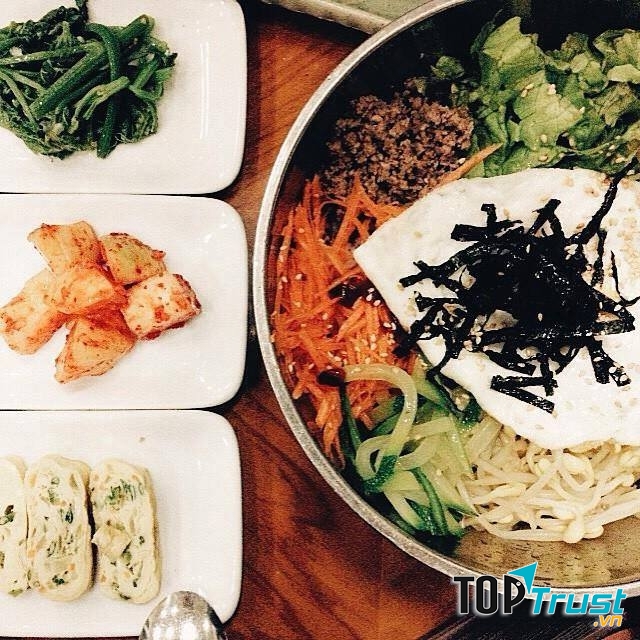 Cơm trộn tại Kim Bap Cheon Guk